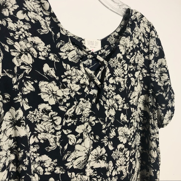 Floral Sienna Sky blouse - Picture 4 of 6